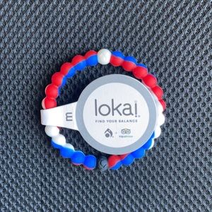 Wear Your World Lokai